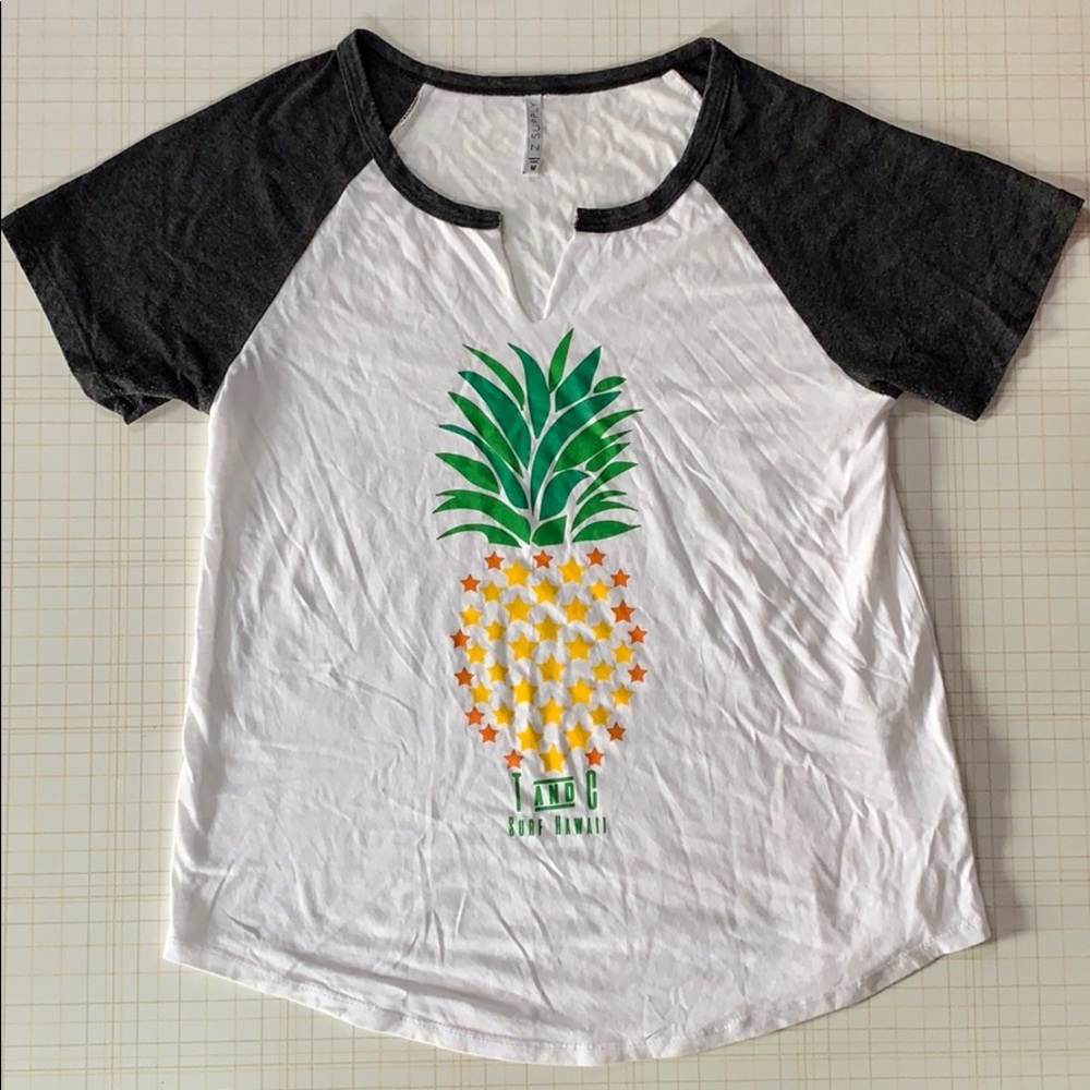 T&C Surf short sleeve ringer tee Sz M